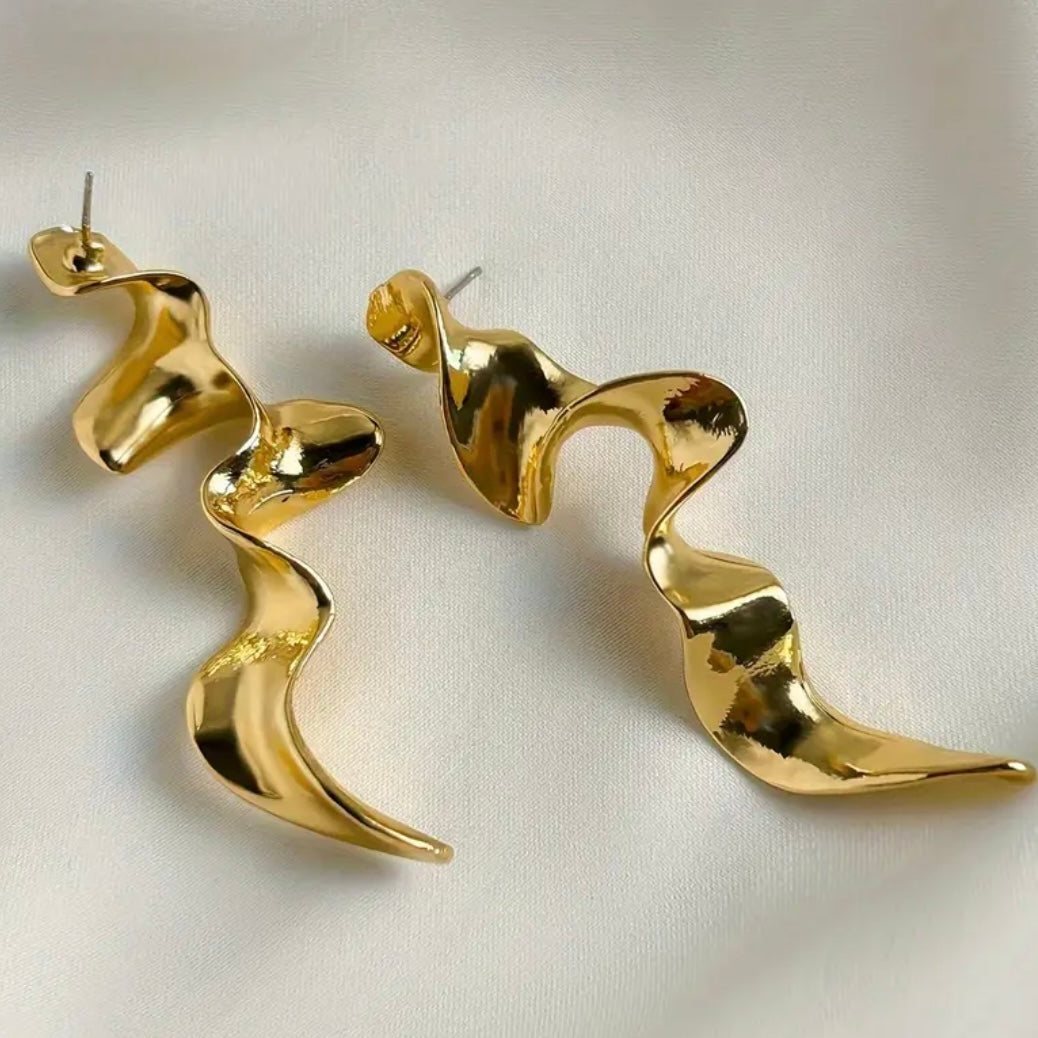 Golden string earrings